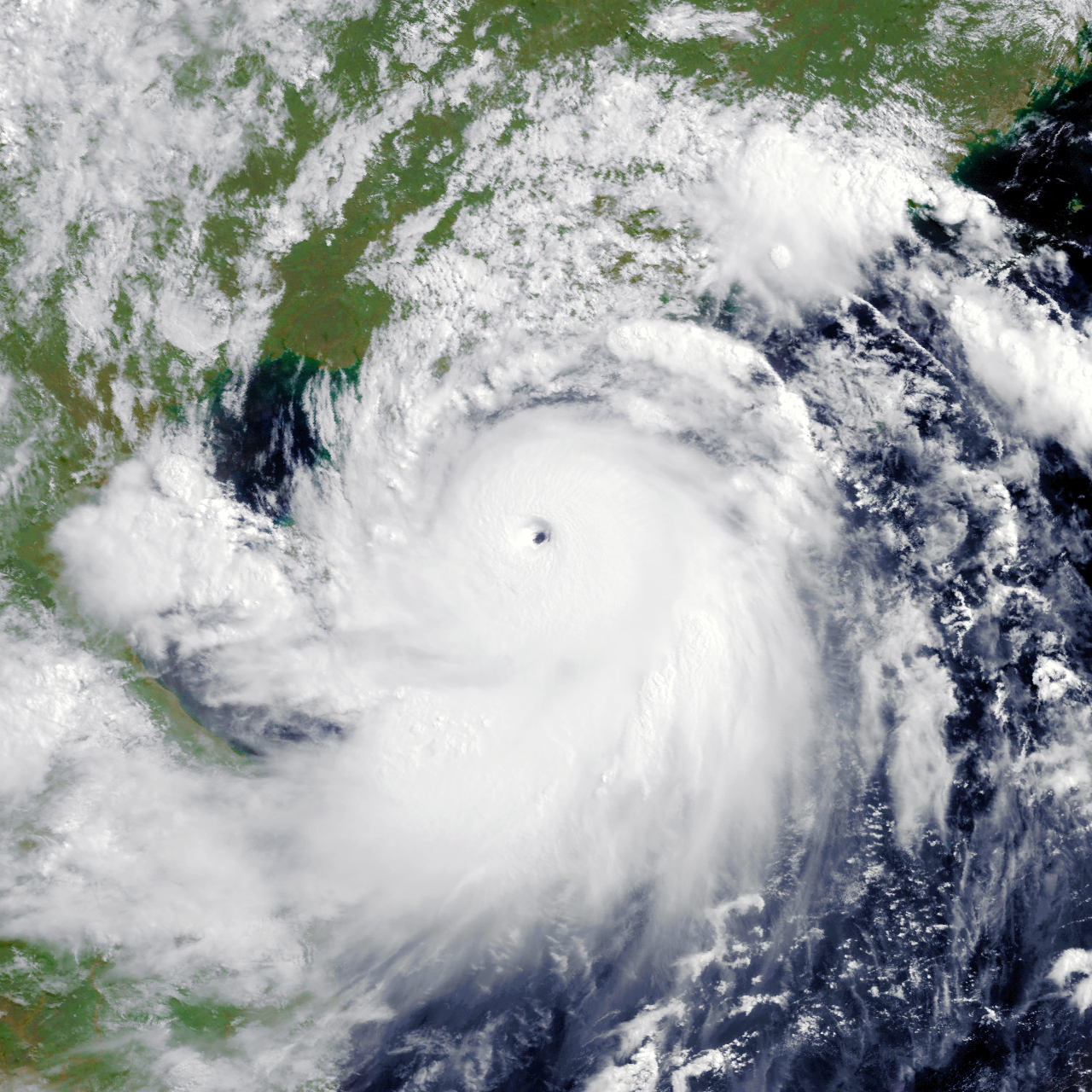 p data-id="gnwyr4t4xn">超强台风威马逊(英语:super typhoon
