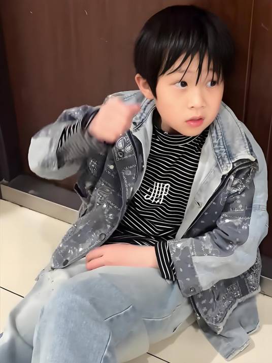 玲玲和王王_百度百科