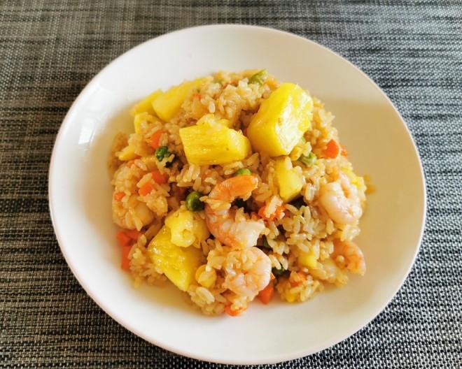 虾仁菠萝炒饭