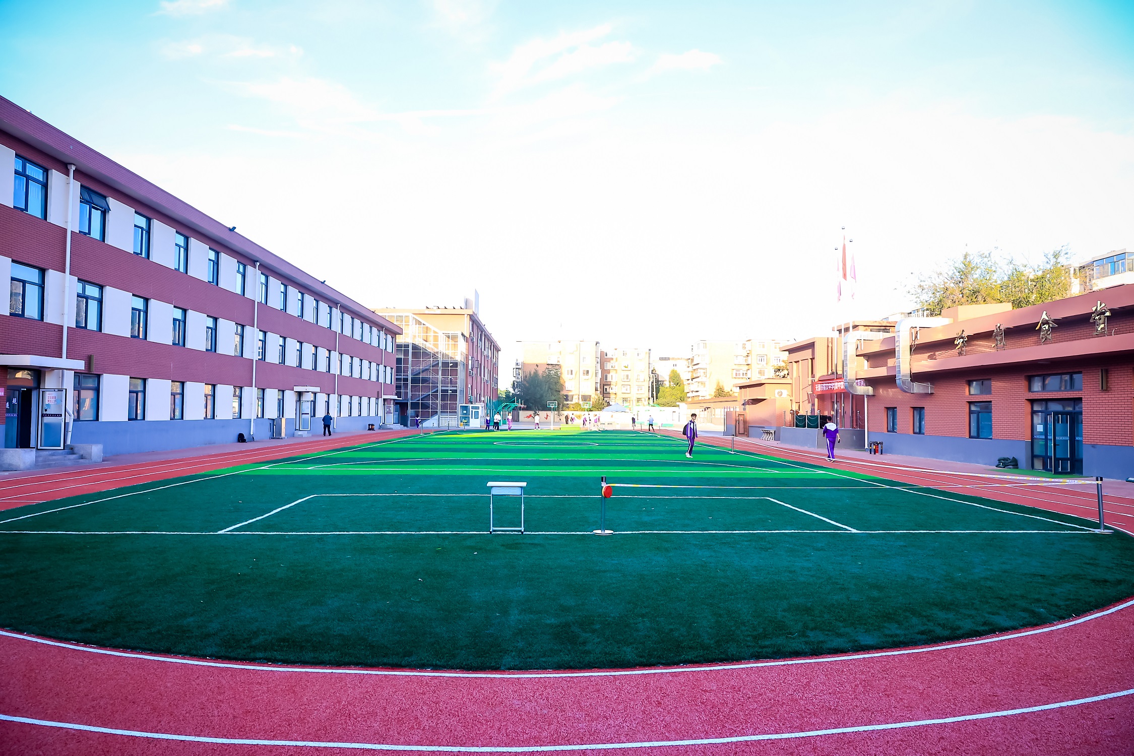  p data-id="u36shi30gk5e">天津市博文中学(原天士力中学)创建于1995