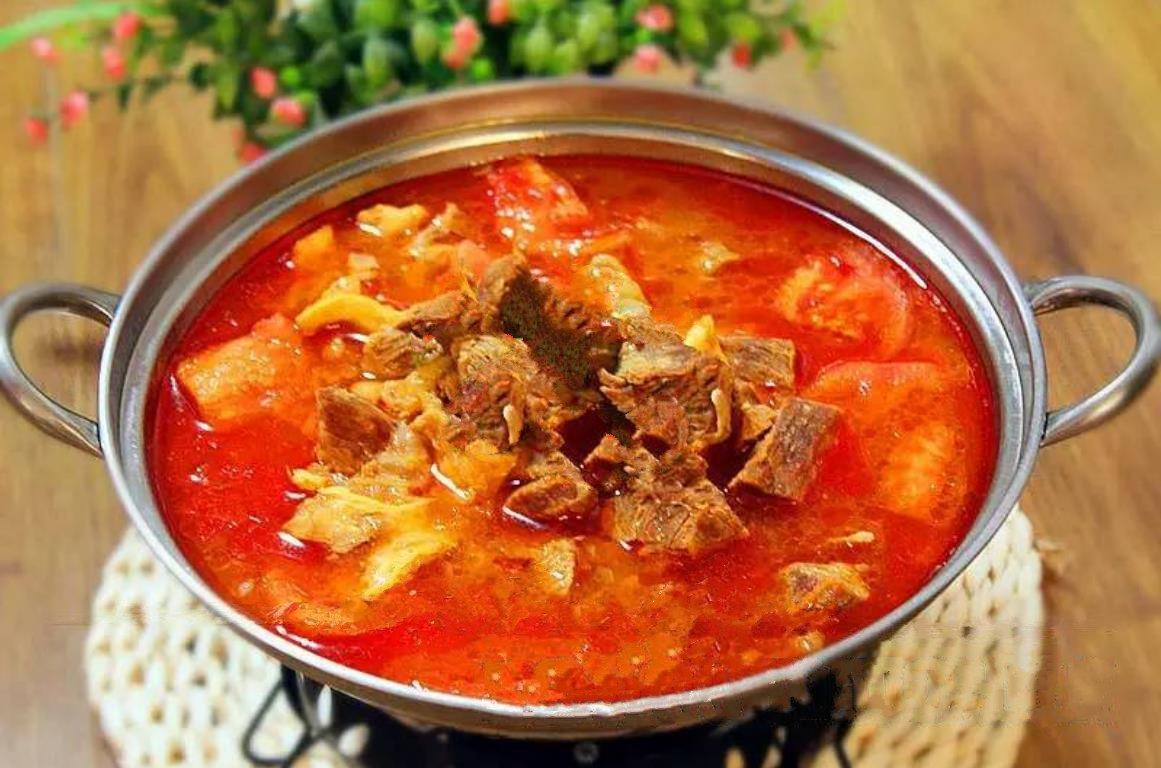 西红柿牛肉煲