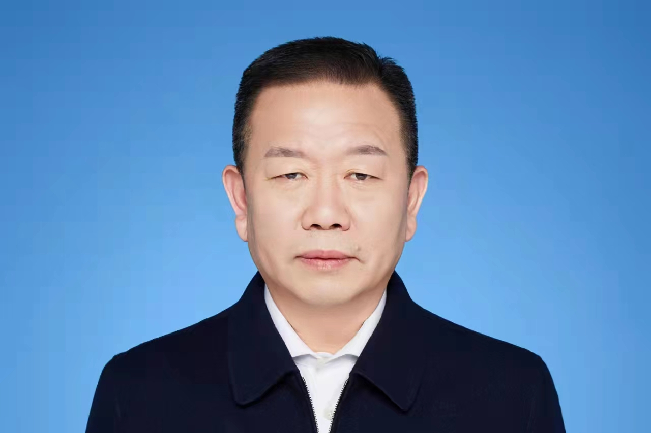  p>朱亚,现任武汉市市场监督管理局(武汉市知识产权局)局长,党组书记.