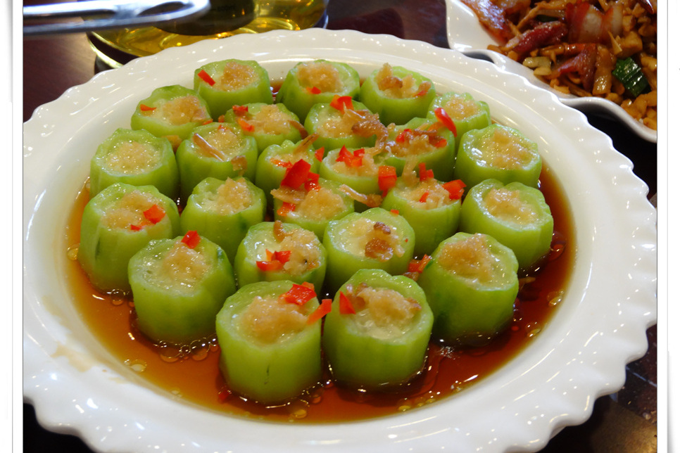 蒜茸粉丝蒸丝瓜
