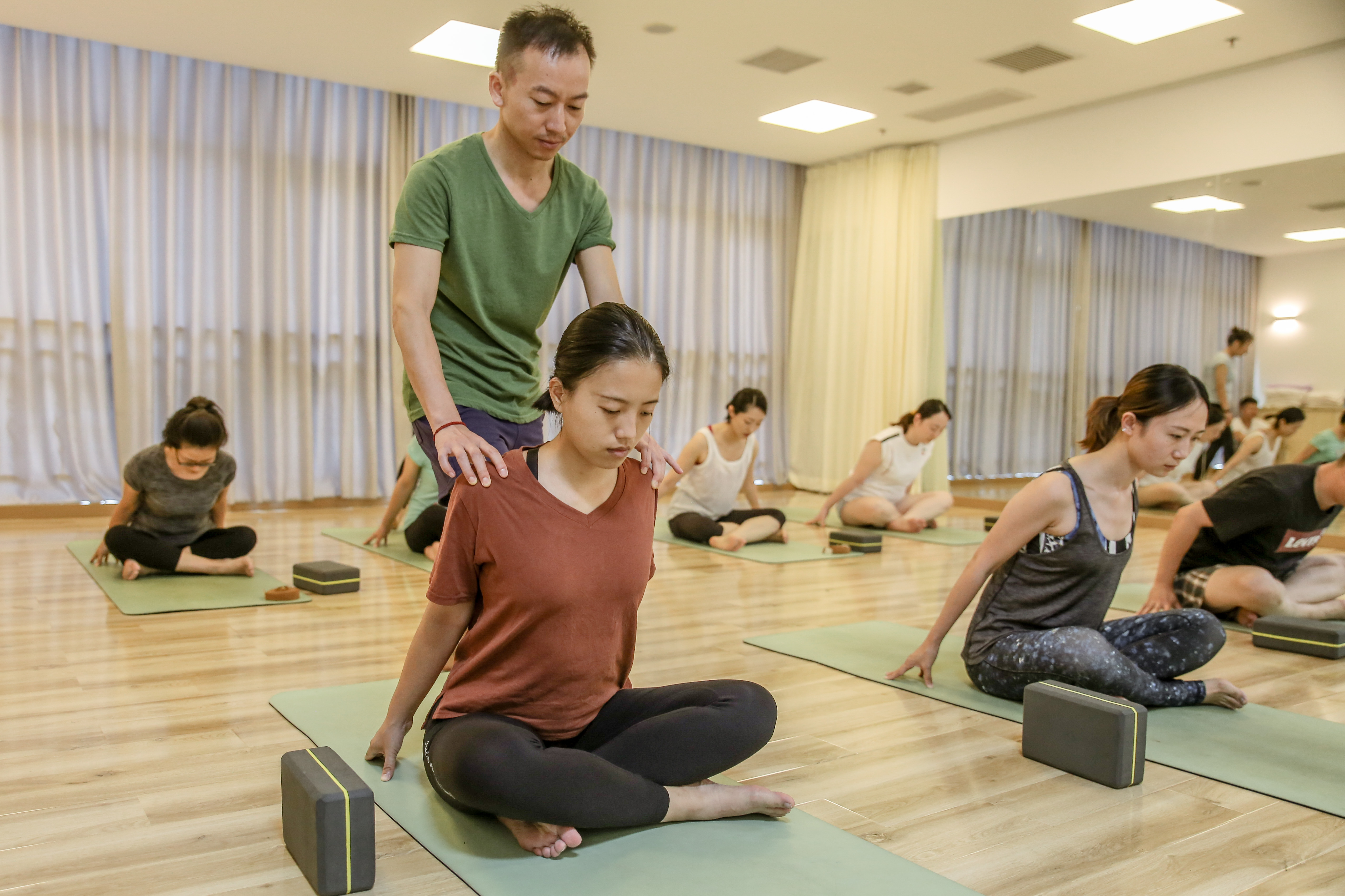 上海瑜舍连锁瑜伽教室