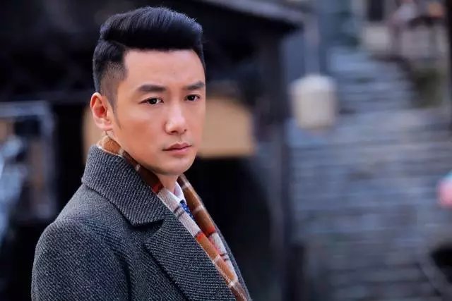 巩峥：天佑、庸芮已成往事，这部新剧里我是不会笑的情种_百科TA说