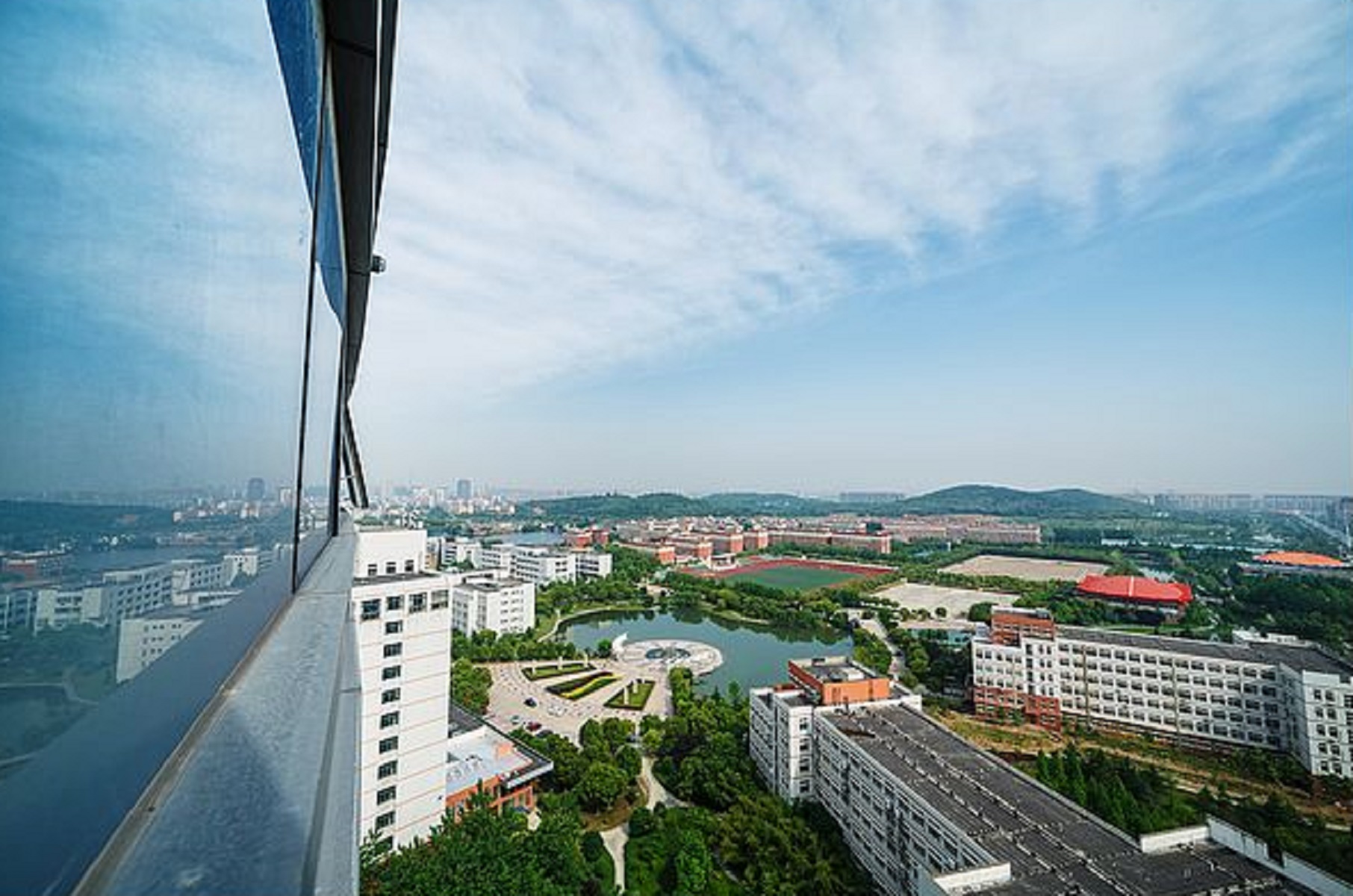 安徽工程大学