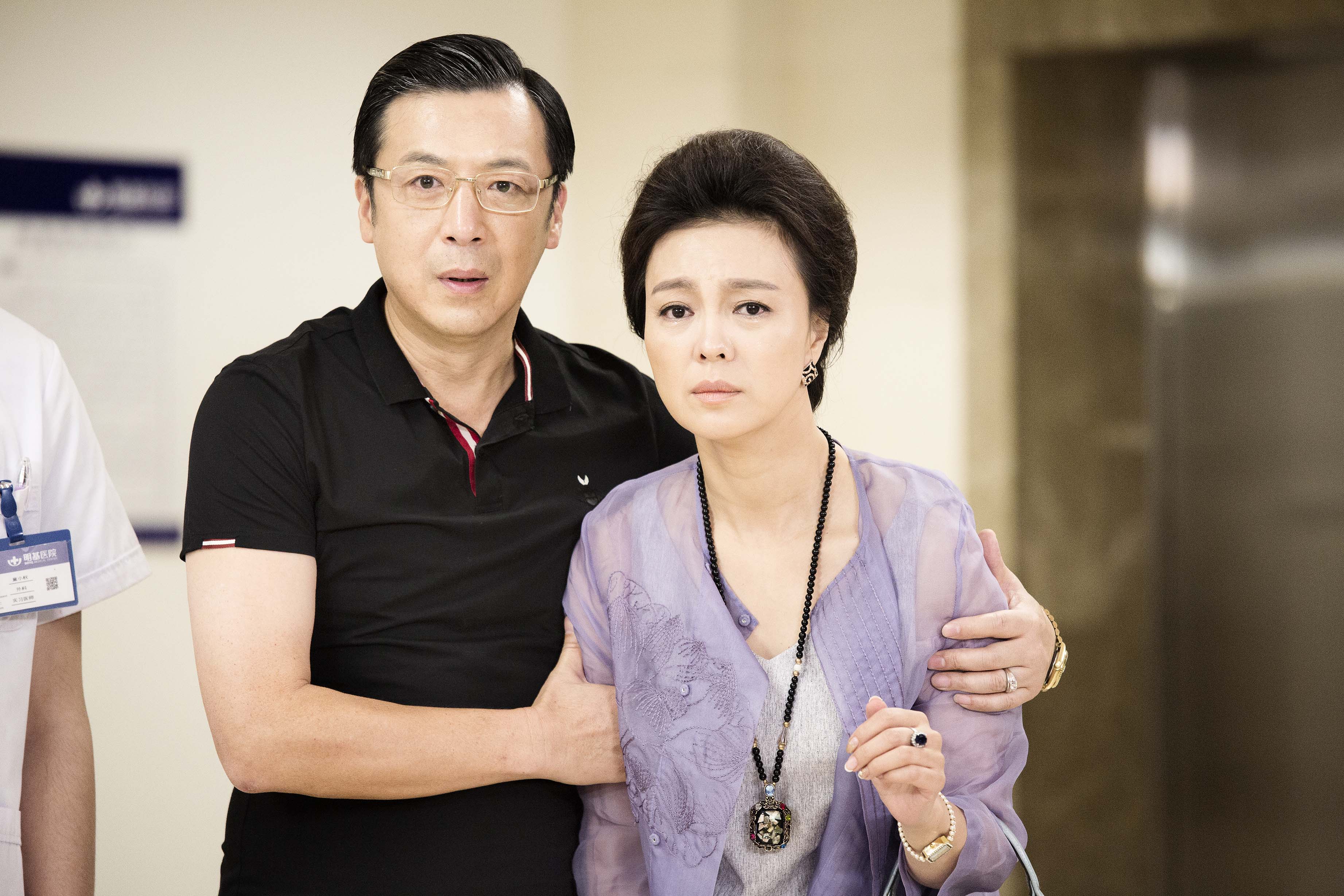  p data-id="gnsnn3c61u">荣蓉,国家二级演员,制片人,毕业于 a target