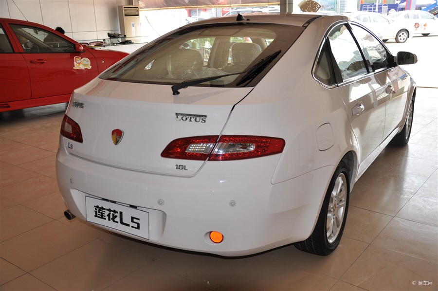 莲花l5两厢