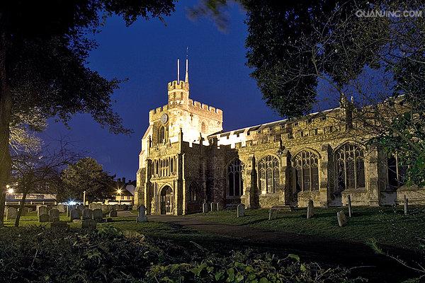  p>赫特福德郡(英文:hertfordshire,英文简称:herts),英国英格兰东部