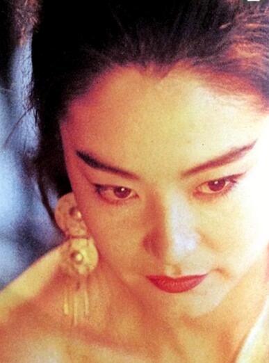 《东方不败风云再起》由 a target="_blank" href="/item/金公主电影