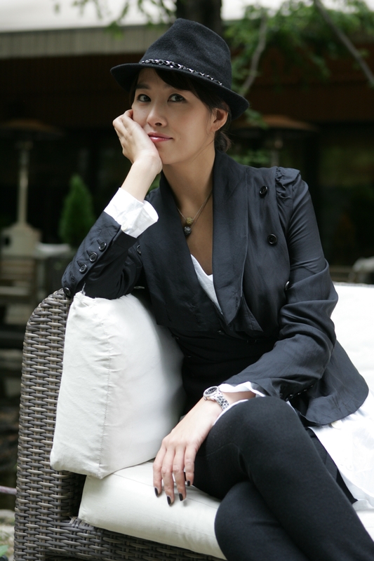  p>金善雅(正确中文译名为:金宣儿;英文:kim sun a;谚文:),韩国女演员