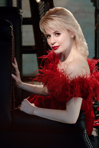  p>梦丽(maria makarenko),1992年3月26日出生于 