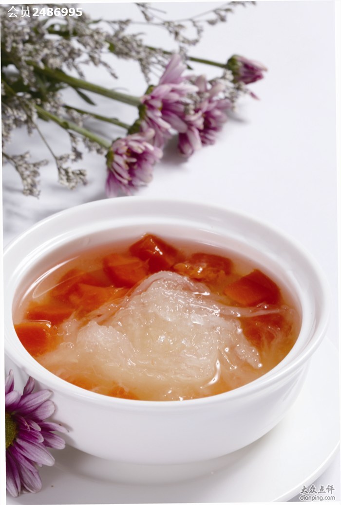 燕窝炖蜜莲