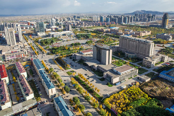  p data-id="gntw4oweax">迁安市,河北省辖县级市,由唐山市代管,是