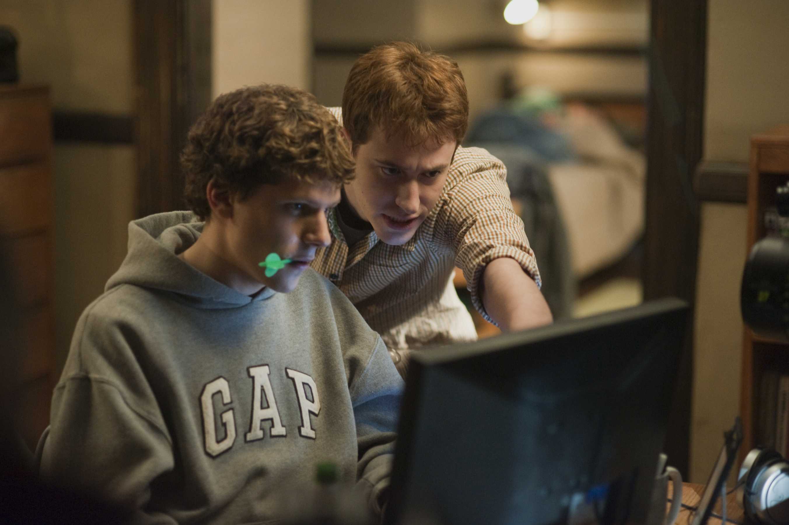 p>《社交网络》(the social network)根据本·麦兹里奇的小说《意外