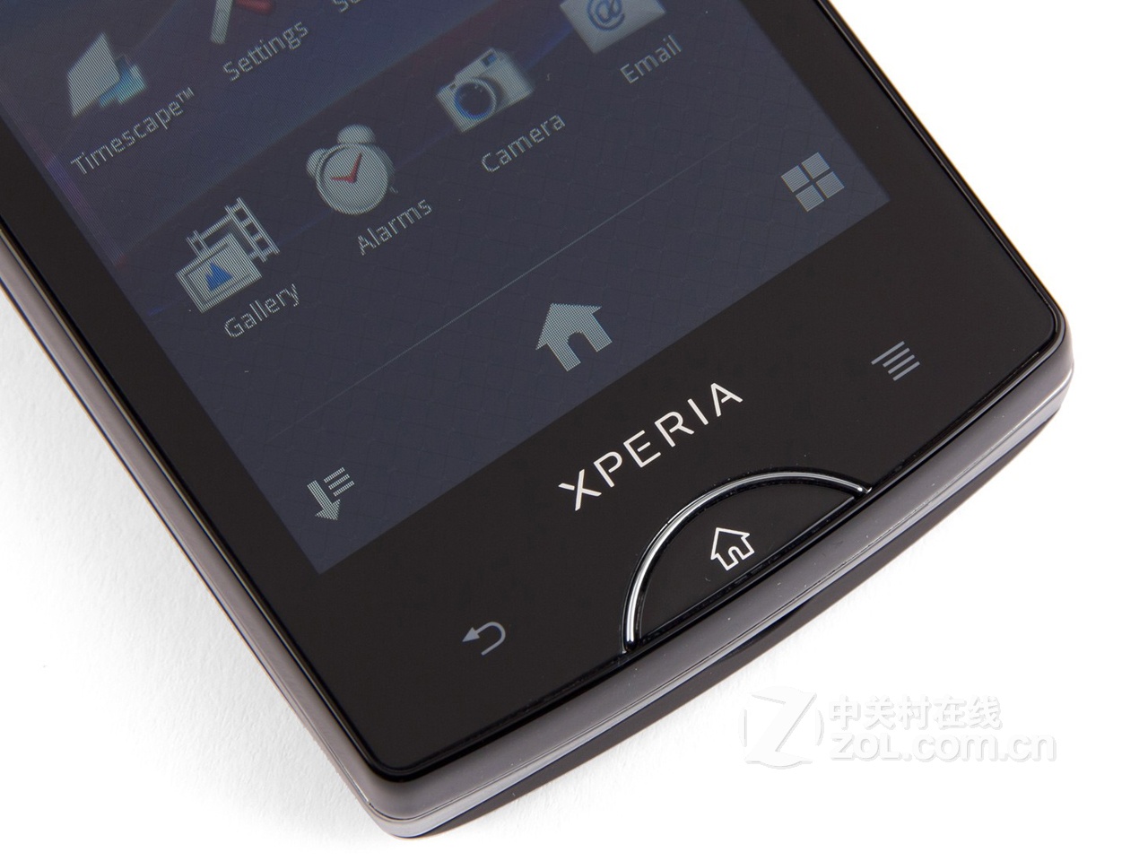  p>索尼爱立信sk17i是2011年4月上市的 a href="#" data-lemmaid="