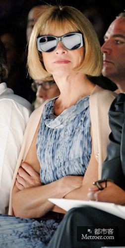  p>安娜·温图尔 (英文名:anna wintour),女 ,1949年11月出生于 a