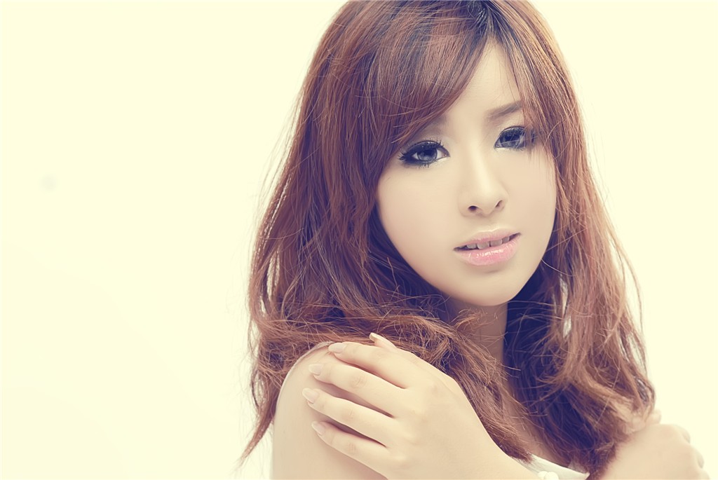  p data-id="gn8bxahfv2">夏优萘,淘宝2010年官方拍摄模特,百度全国