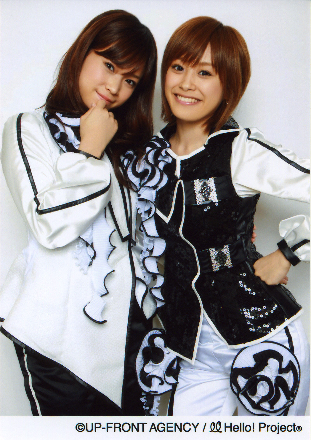 1988年12月23日出生于日本东京都荒川区,日本女子偶像歌唱组合 a