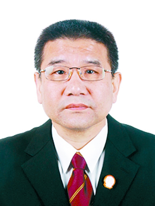  p data-id="gn7zr8ae65">沈志辉,男,1957年1