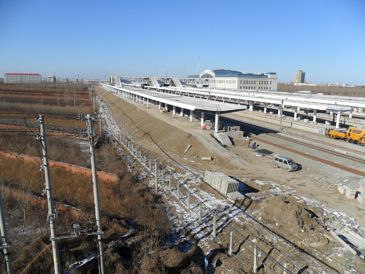  p>滨洲铁路,是原中俄共同修筑的东清铁路(中东铁路)的西部干线,故