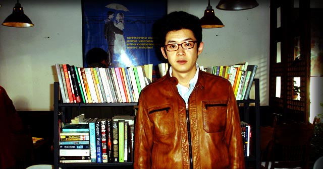 徐昂,1977年11月28日出生于北京,毕业于中央戏剧学院导演系1997级本科