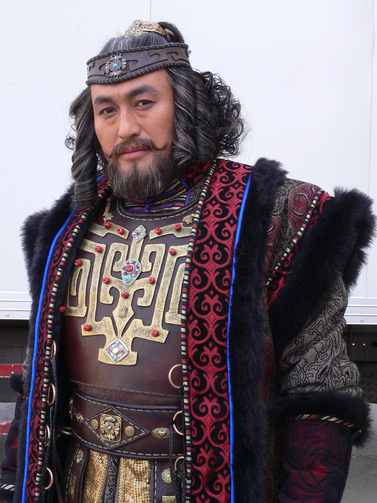 1288206" data-lemmaid="1288206">《成吉思汗》 /a>中出色扮演塔里