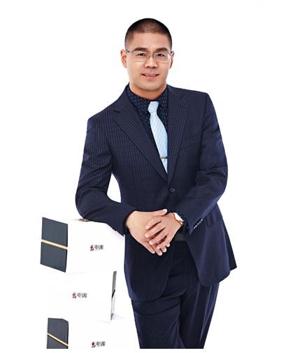  p>胡建平,男,电魂网络董事长兼总经理. /p>