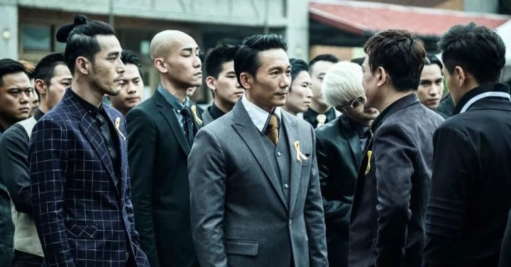 《角头2:王者再起》是由 a target="_blank" href="/item/颜正国