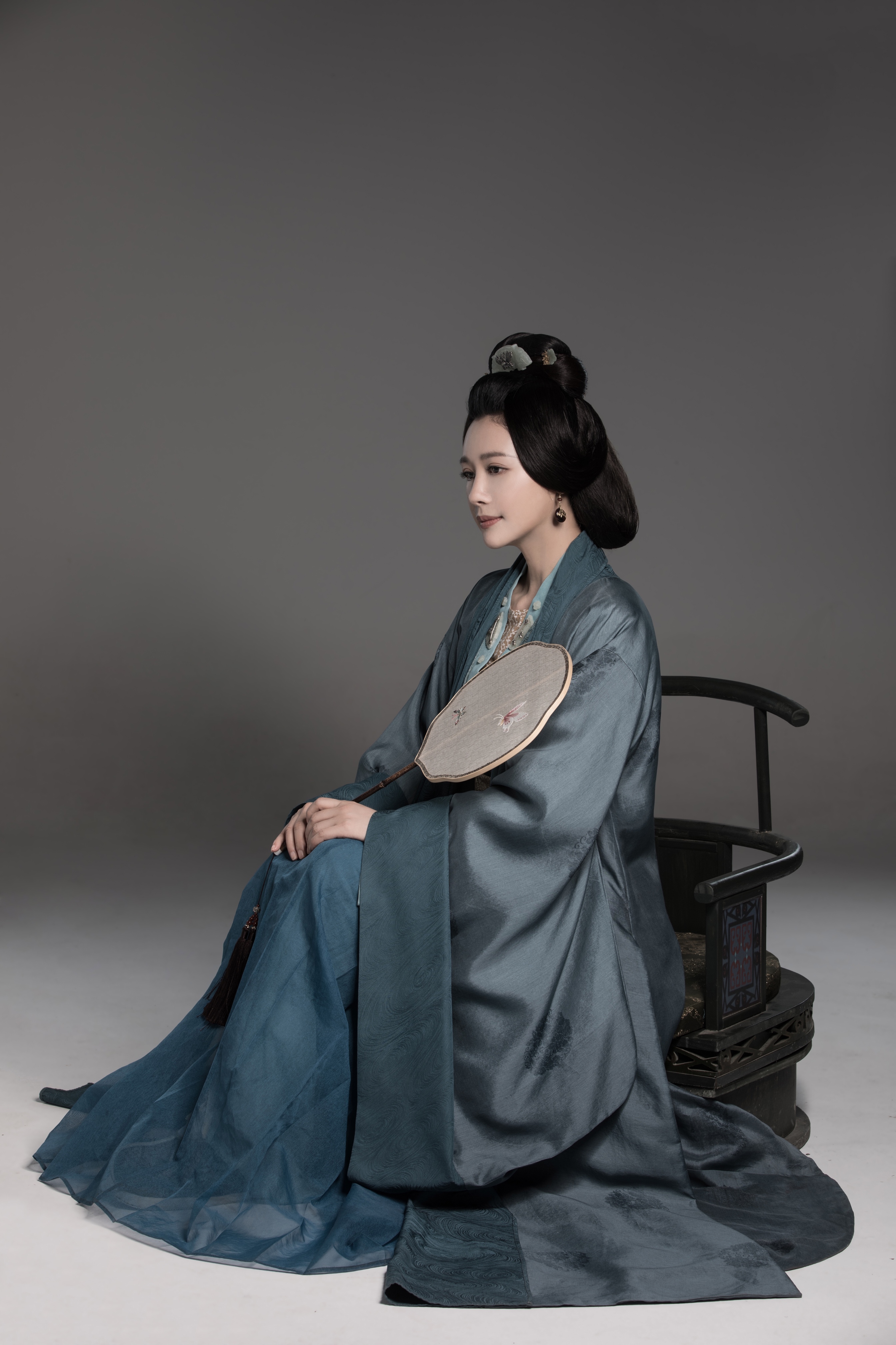  p>邓英,1978年4月8日出生于浙江省衢州市,中国内地女演员,毕业于 a
