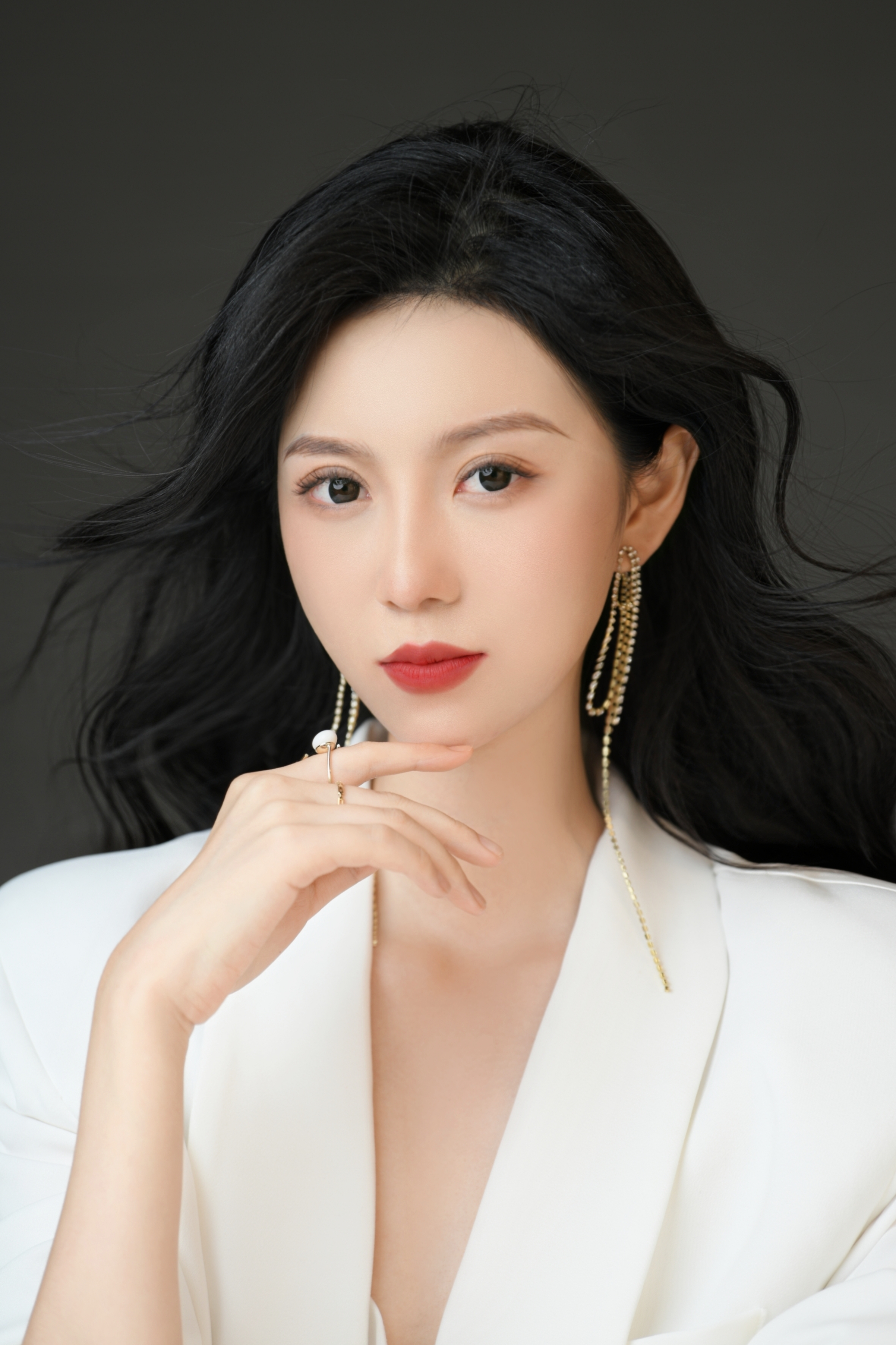  p data-id="tadhw2wozwso">孔莹莹,199 span
