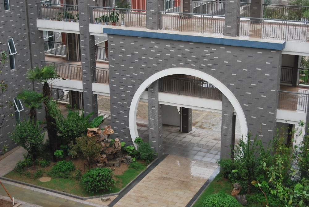  p>张家港市崇真中学(chongzhen middle school)是张家港市教育局主管