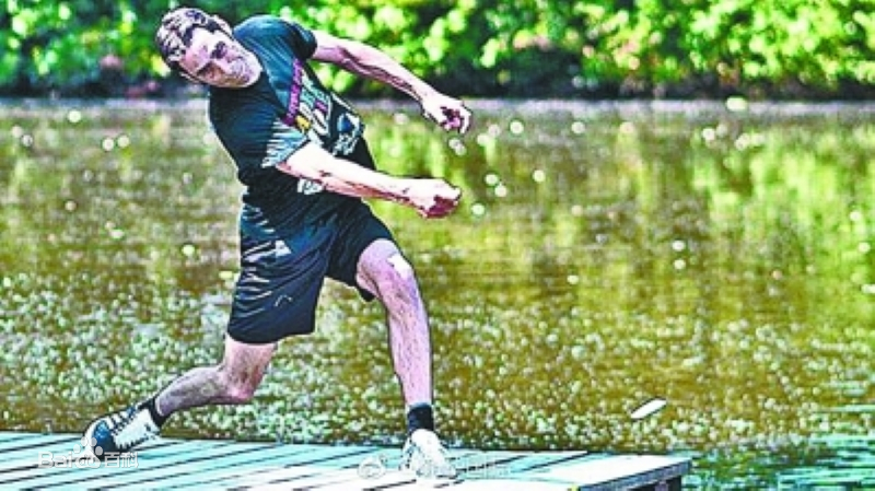  p>打水漂,一种大众游戏,别名轻功水上漂,七点漂,漂瓦,是用扁型瓦片或