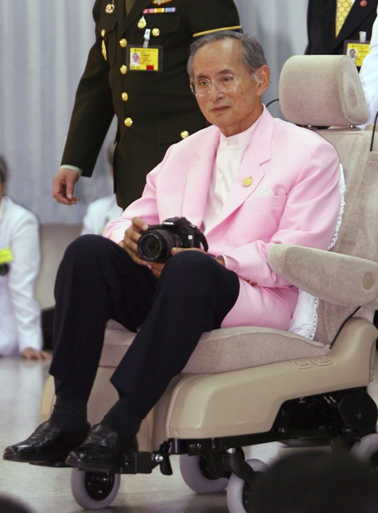 普密蓬·阿杜德