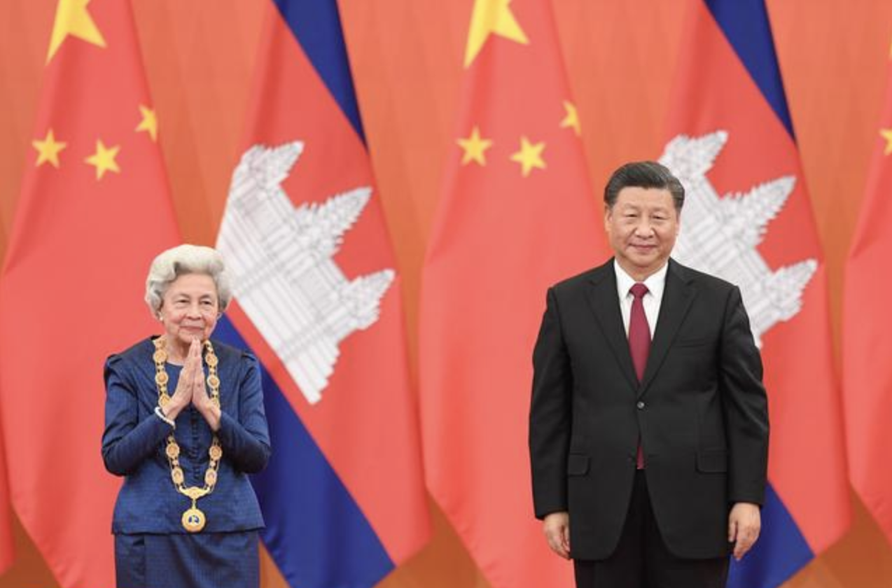  p>友谊勋章全称中华人民共和国"友谊勋章",是中国国家对外最高荣誉