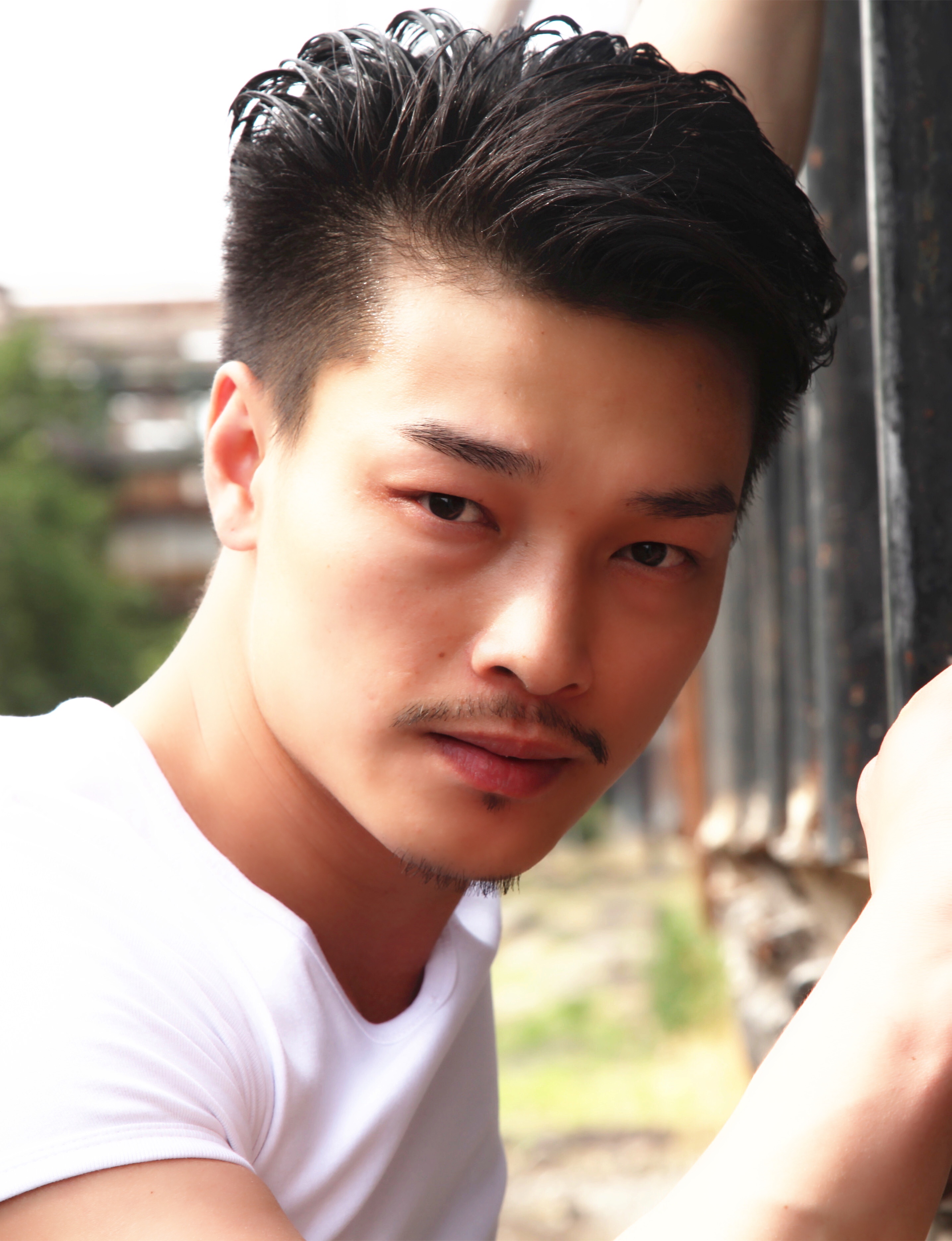  p data-id="gnb6ogrlsv">陈韦然,演员,作品有《 a target="_blank"