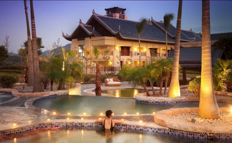 s9">七仙岭希尔顿逸林度假酒店地处海南省保亭县七仙岭国家级森林公园