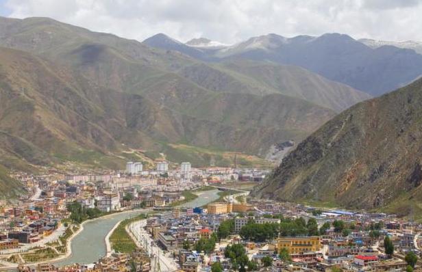  p>草卡镇,隶属西藏自治区昌都市边坝县, span class="ref" data-ctr