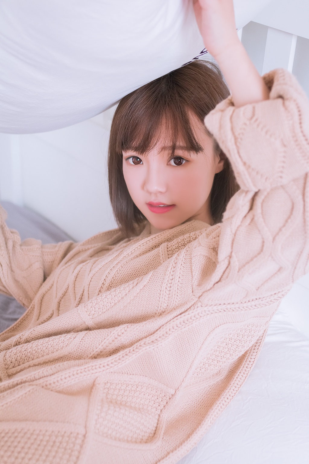  p data-id="gnvg9ukbnb">饭思思,出生于江西省