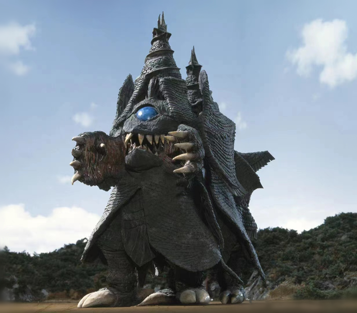 幽灵船怪兽钟拜由