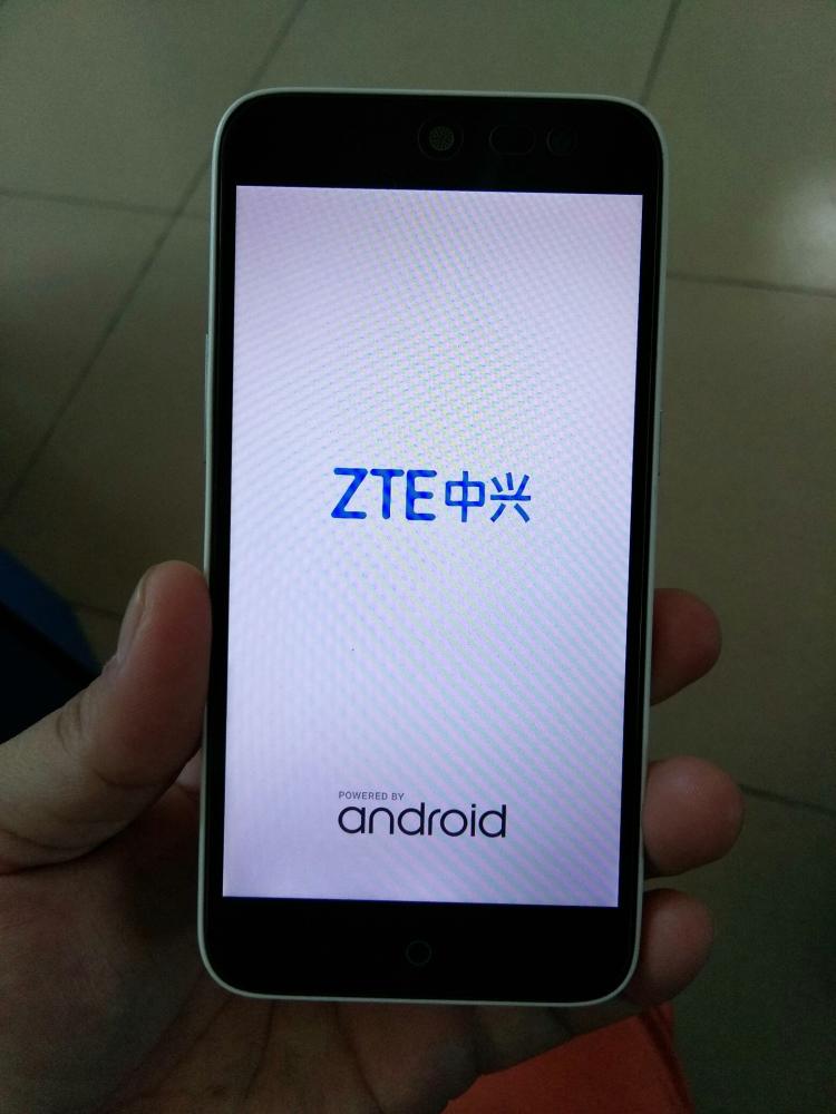 a1(c880u/移动4g)是中兴在2015年12月发布的一款智能手机