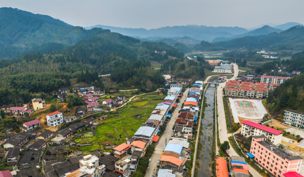  p data-id="gnwzevu1hm">胡坊镇,隶属于福建省三明市明溪县,地处 a