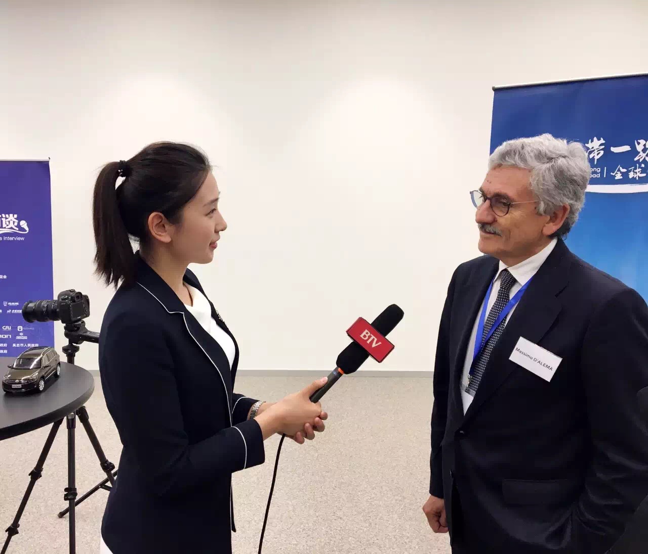  p data-id="gnbtmxkgwn">蒋宝琛,女,北京电视台主 span class="ref"