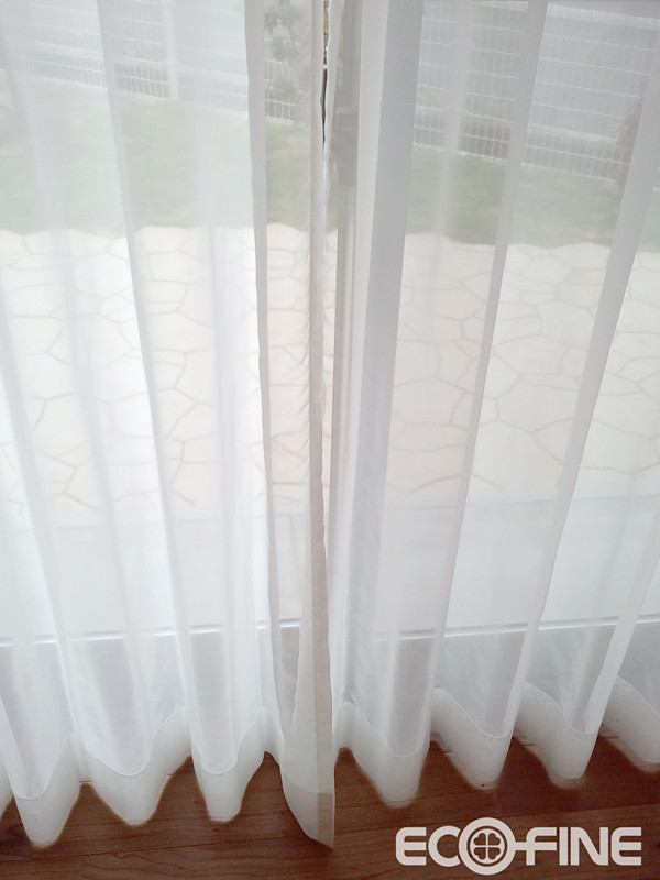  p>单向透视窗纱是一款保护您个人空间隐私的功能性窗纱,单向透视窗纱