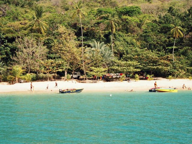 长度28公里,位于辛博岛(simbo island)东北8公里,属于新乔治亚群岛