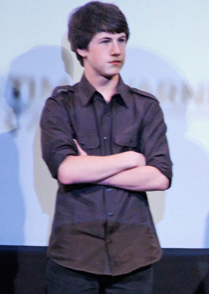  p>迪兰·明奈特(dylan minnette),1996年12月29日出生于美国 a