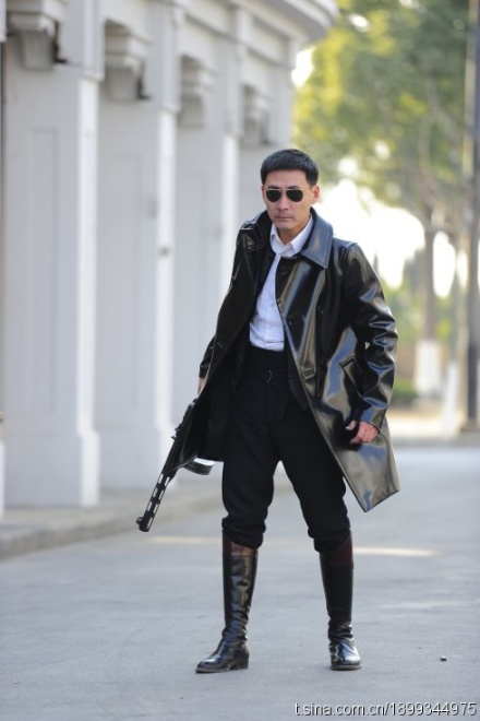  p>《飞虎神鹰》是由 a target="_blank" href="/item/钱雁秋/27106"