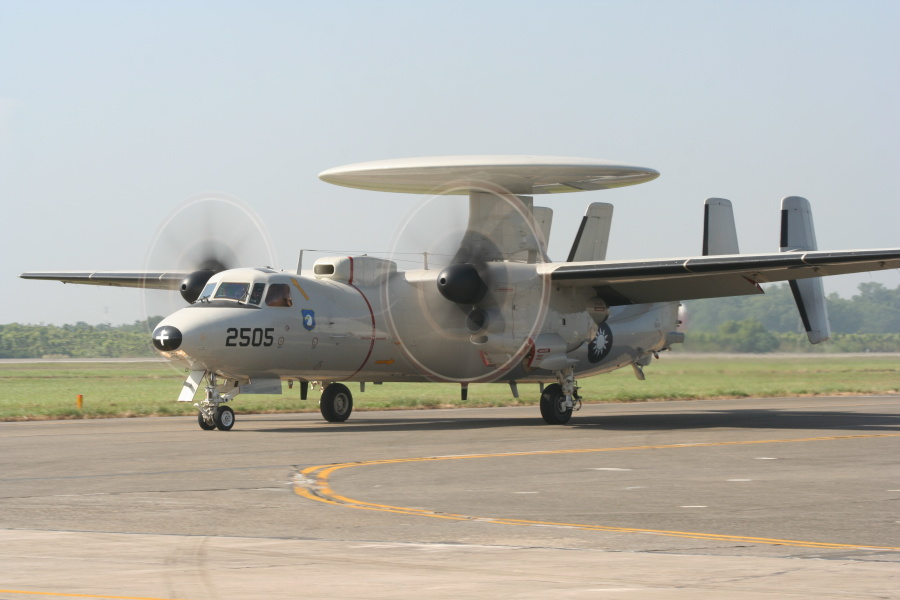 e-2c"鹰眼"预警机