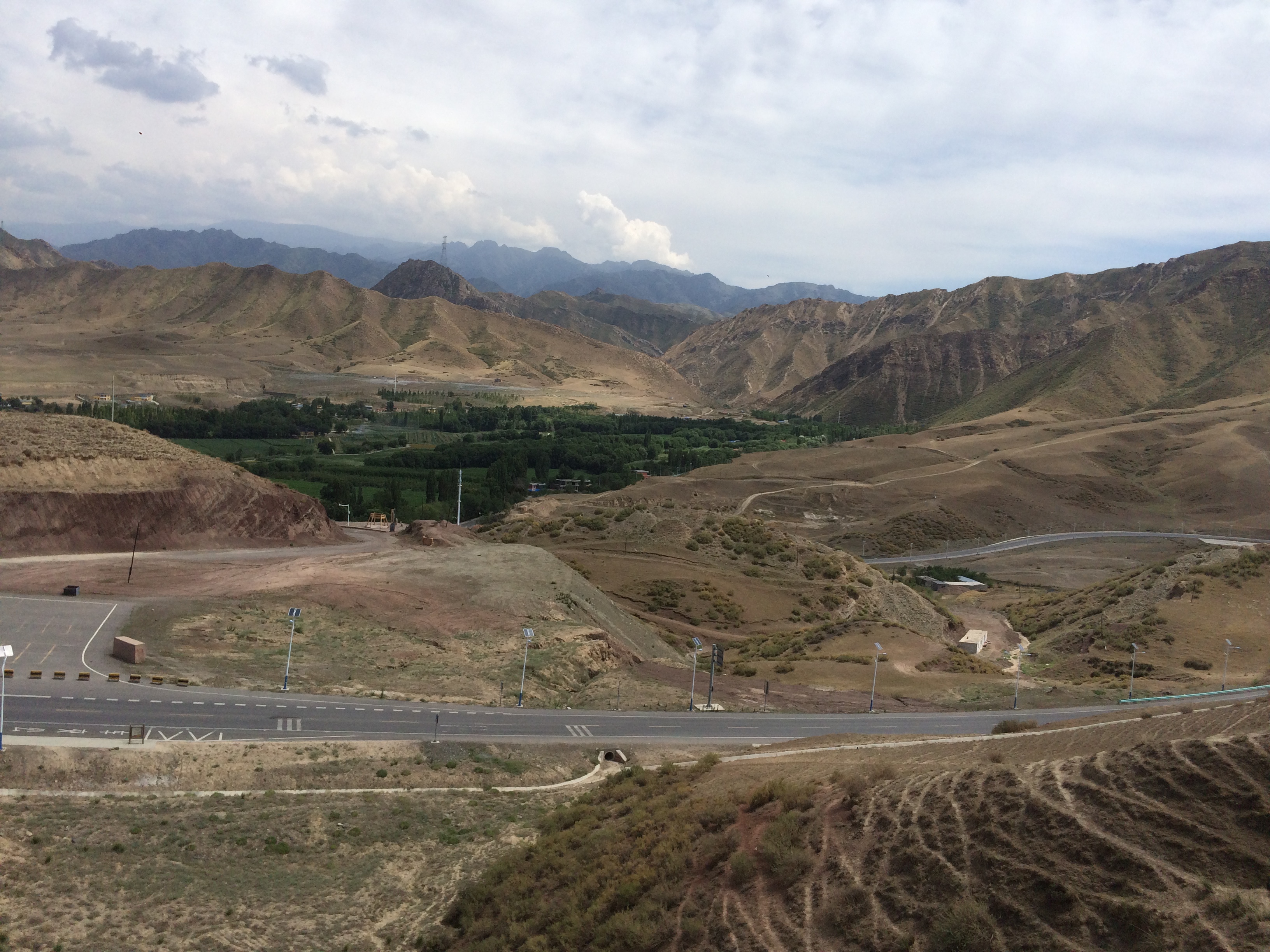 乌鲁木齐石人沟