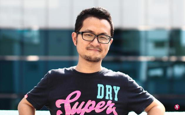  p>九把刀(giddens ko),本名柯景腾,1978年8月25日出生于台湾省彰化县